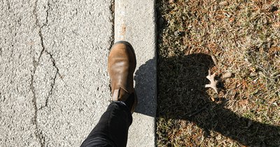 Beton für Randsteine mischen: Anleitung und Tipps